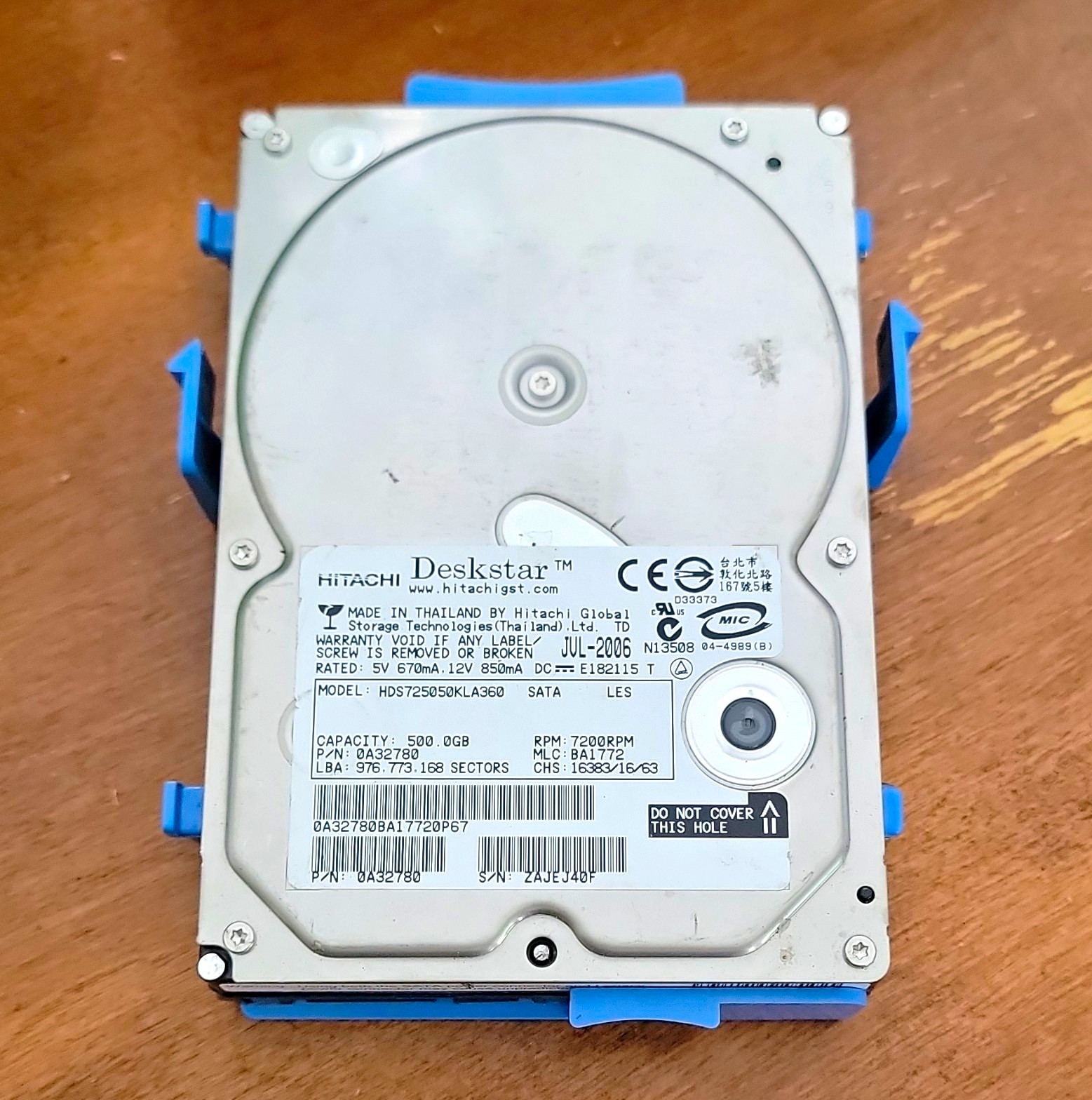 Hitachi Deskstar 500GB 3.5in SATA 7200RPM 16MB Internal HDD HDS725050KLA360