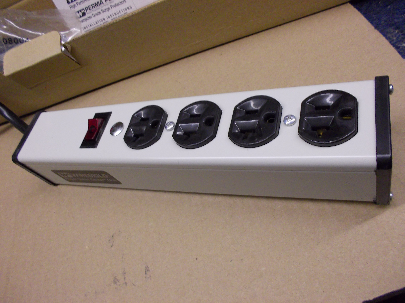 20 Amp 4 Outlet Power Strip with 15' 12AWG cable, Wiremold ULB420-15, New