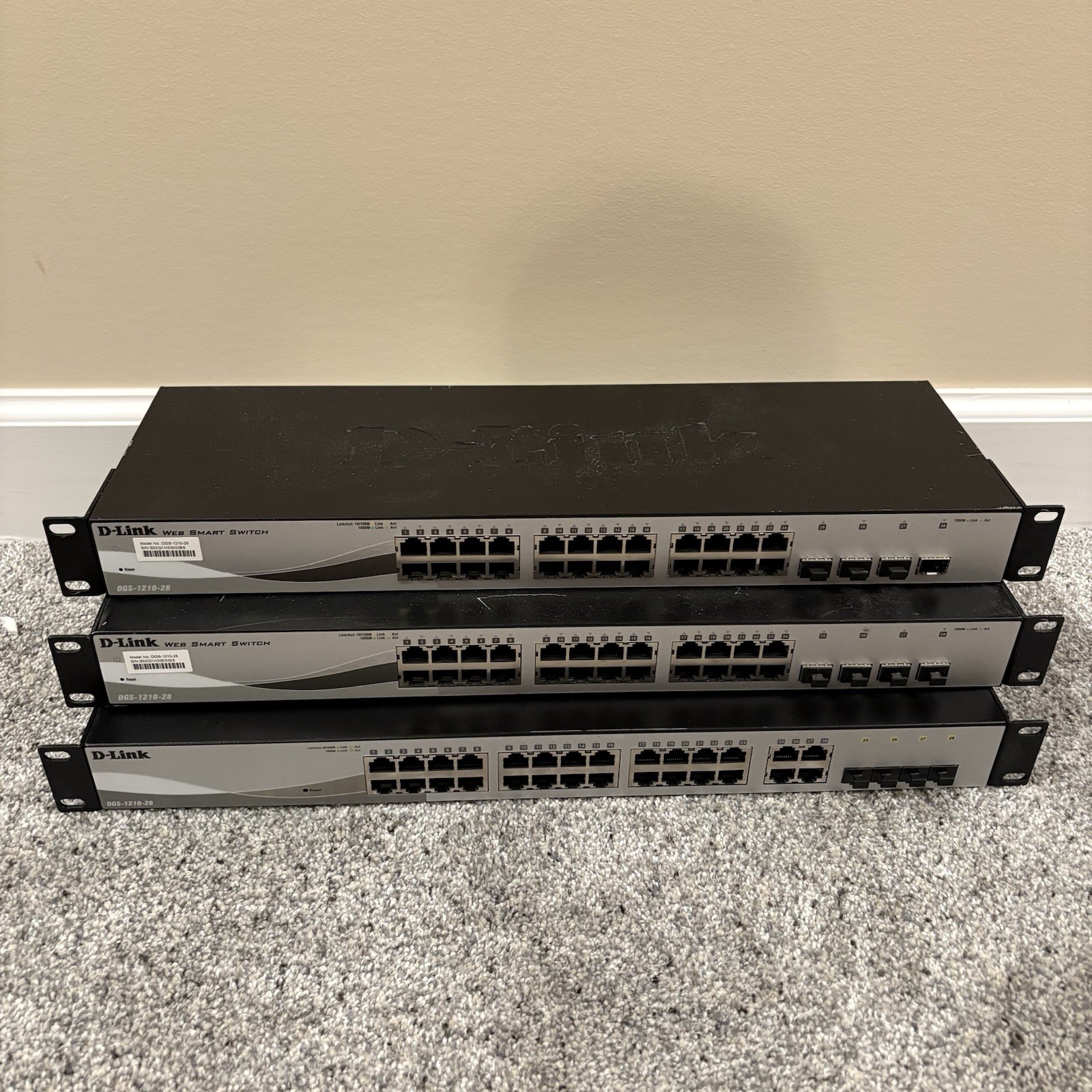 D-Link DGS-1210-28P 28-Port Gigabit PoE Smart Managed Switch Bundle Lot Of 3