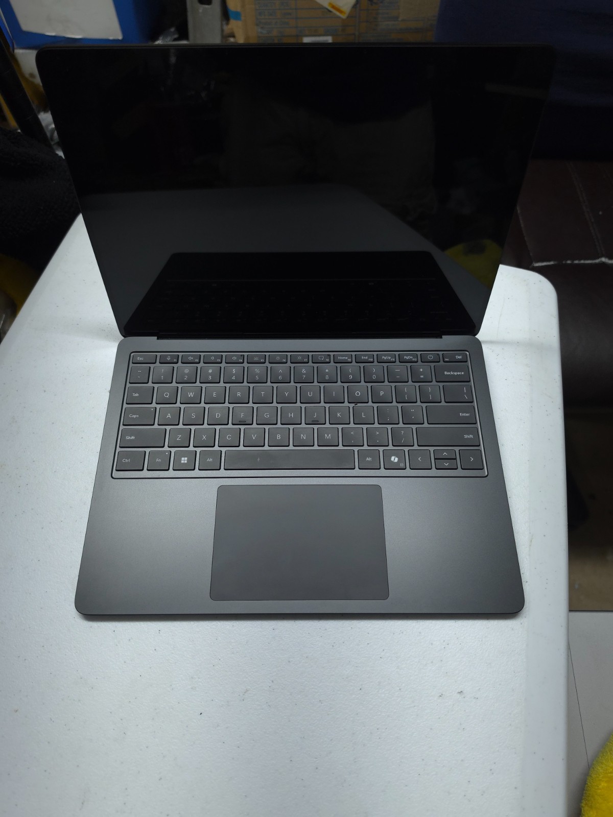 Microsoft Surface Laptop 7 Copilot+ PC Elite Snapdragon X Plus /32GB RAM/NO SSD