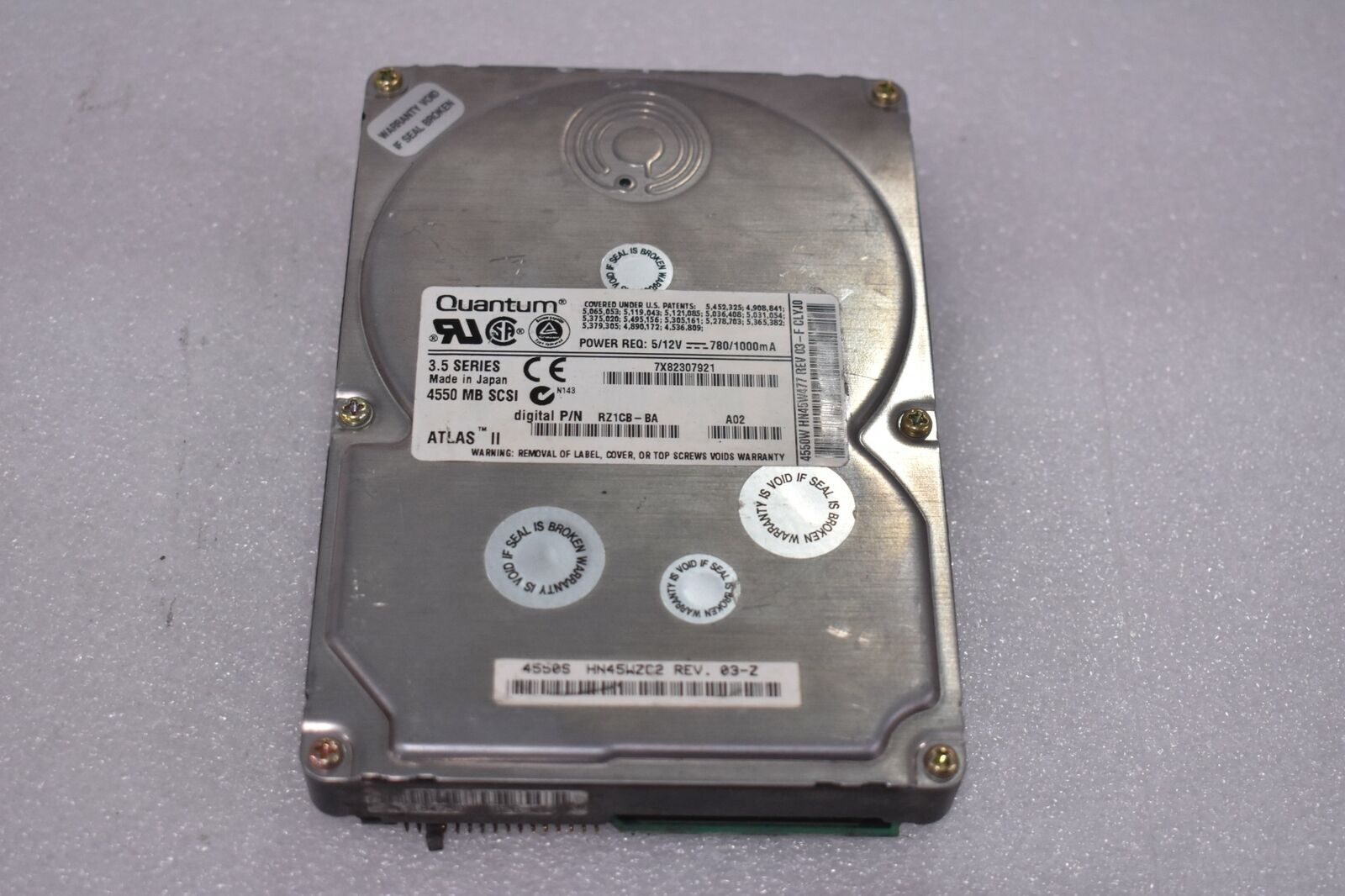 QUANTUM HN45WZC2 HDD 3.5" 4.5G SCSI RZ1CB-BA 5/12VA 780/1000mA 10,000RPM 68-PIN