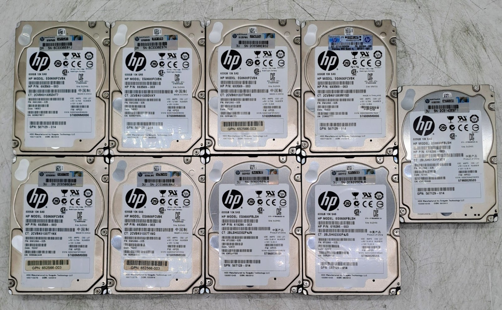 SAS - Lot of 9 HP HDD 2.5" SAS 600gb different brands check the description