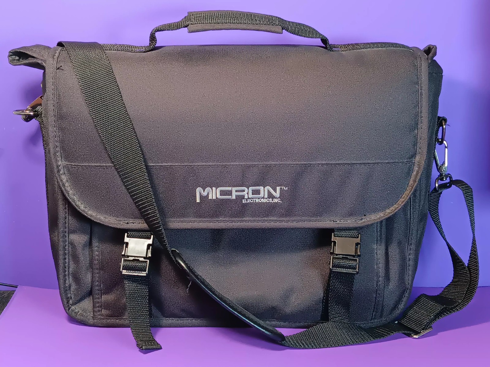 Vintage Micron Electronics Padded Laptop Briefcase Messenger Bag Black Heavy Dut