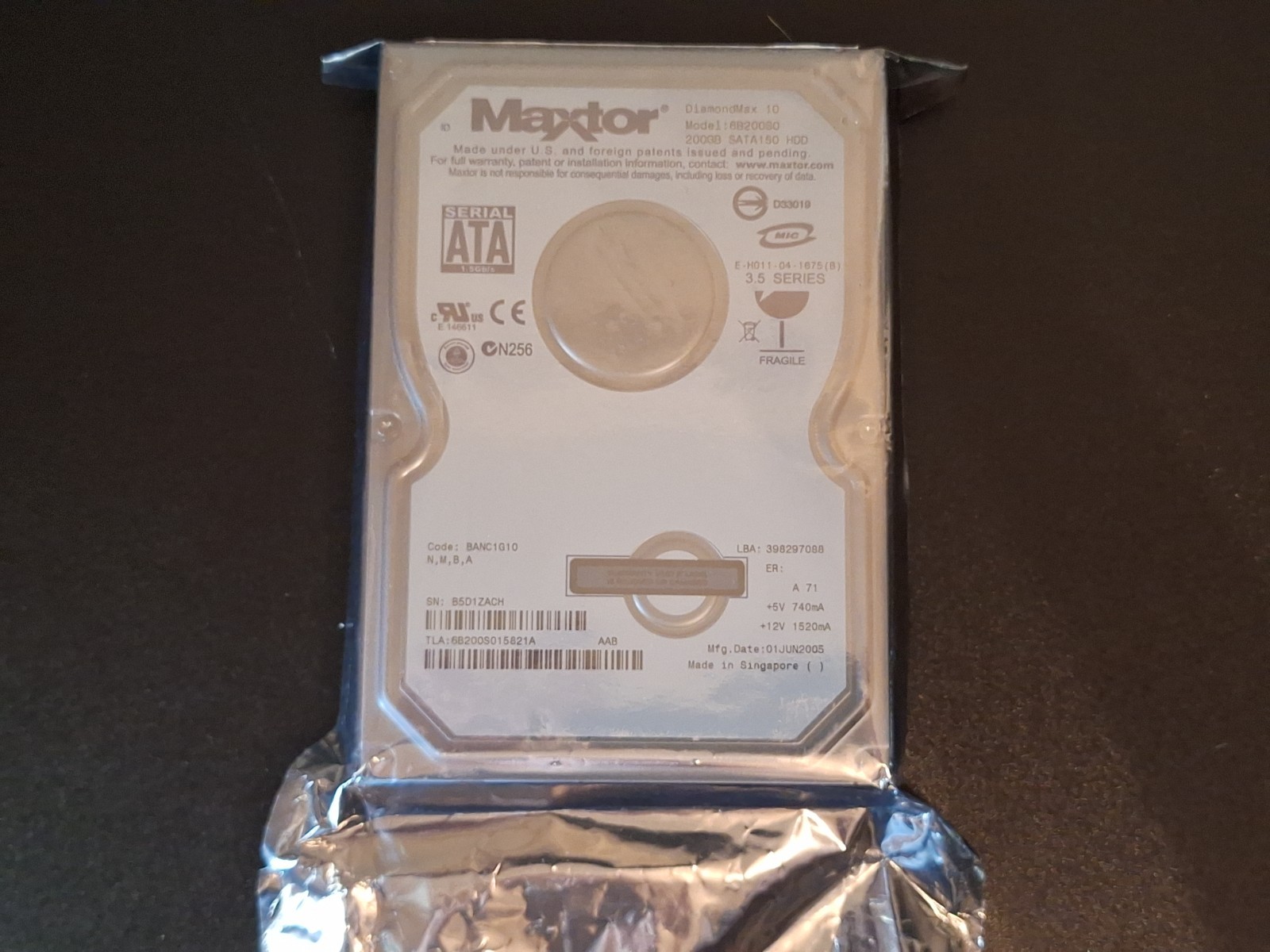 Maxtor Serial ATA Diamond Max 10 Model 6B200S0 200GB SATA150 HDD