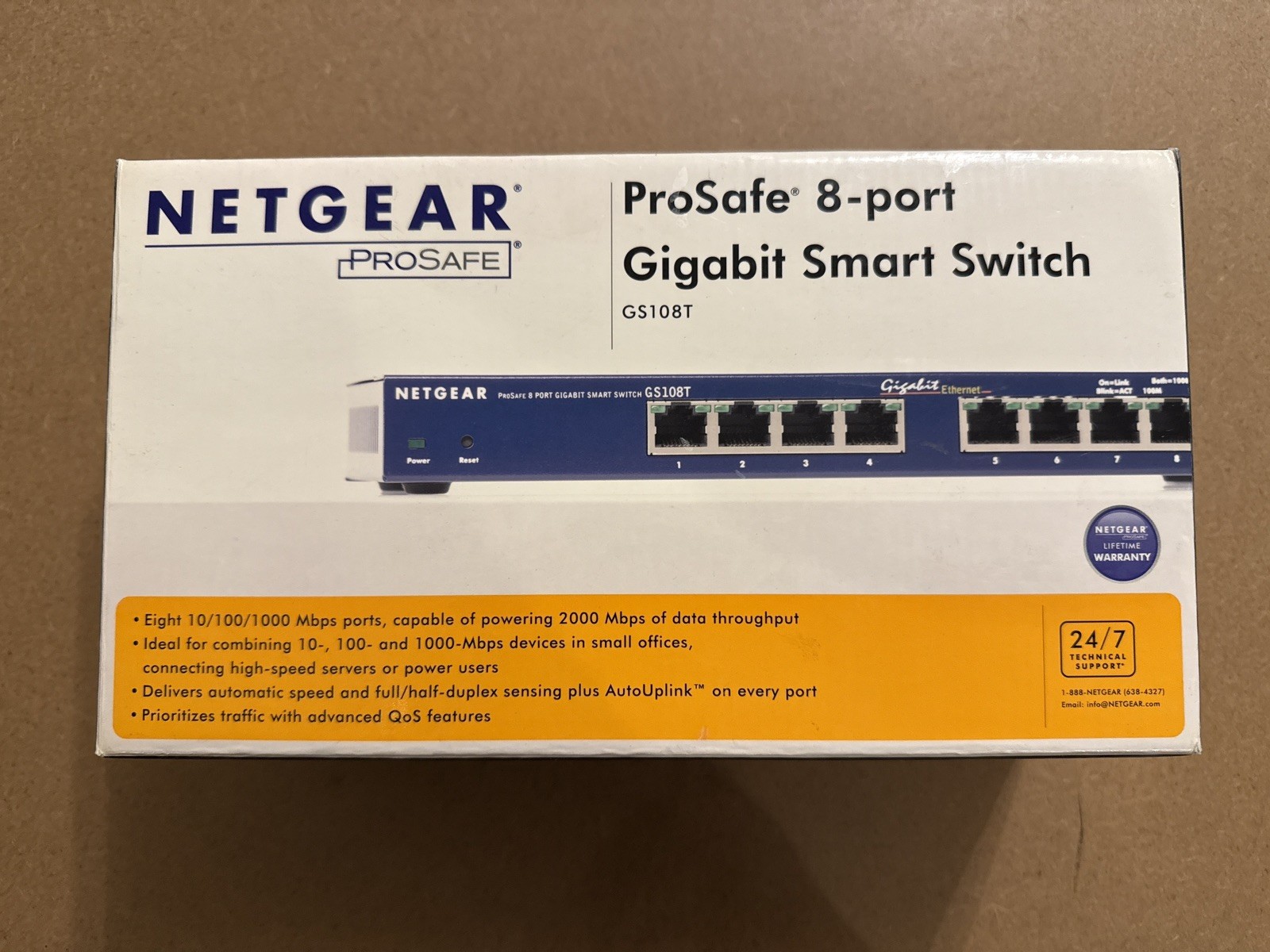 NETGEAR GS108T-100NAS ProSafe 8-Port Gigabit Smart Switch Complete in Box