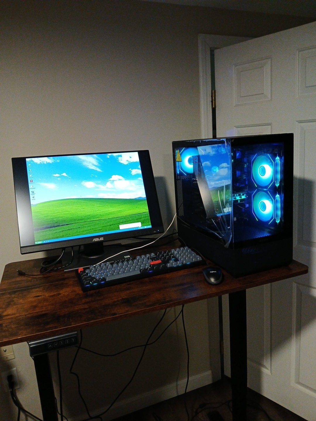 Windows XP + 7 Retro Gaming PC, ULTRA FAST I7-3930k, Gtx 980 Ti, 500gb SSD, EAX