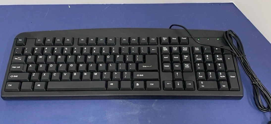LOT OF 4 IMICRO CLASSIC BASIC 107KEY KEYBOARD KB-BL919EB