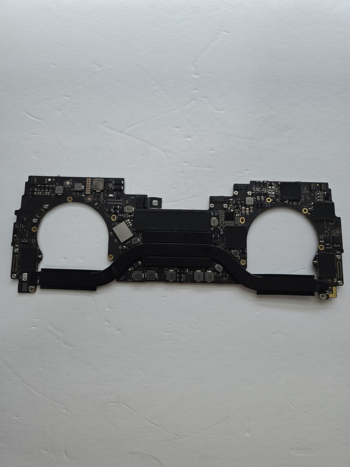 MacBook Pro A1989 Logic Board 820-00850-A 2.8GHz i7 Quad Core 16GB 512GB SSD