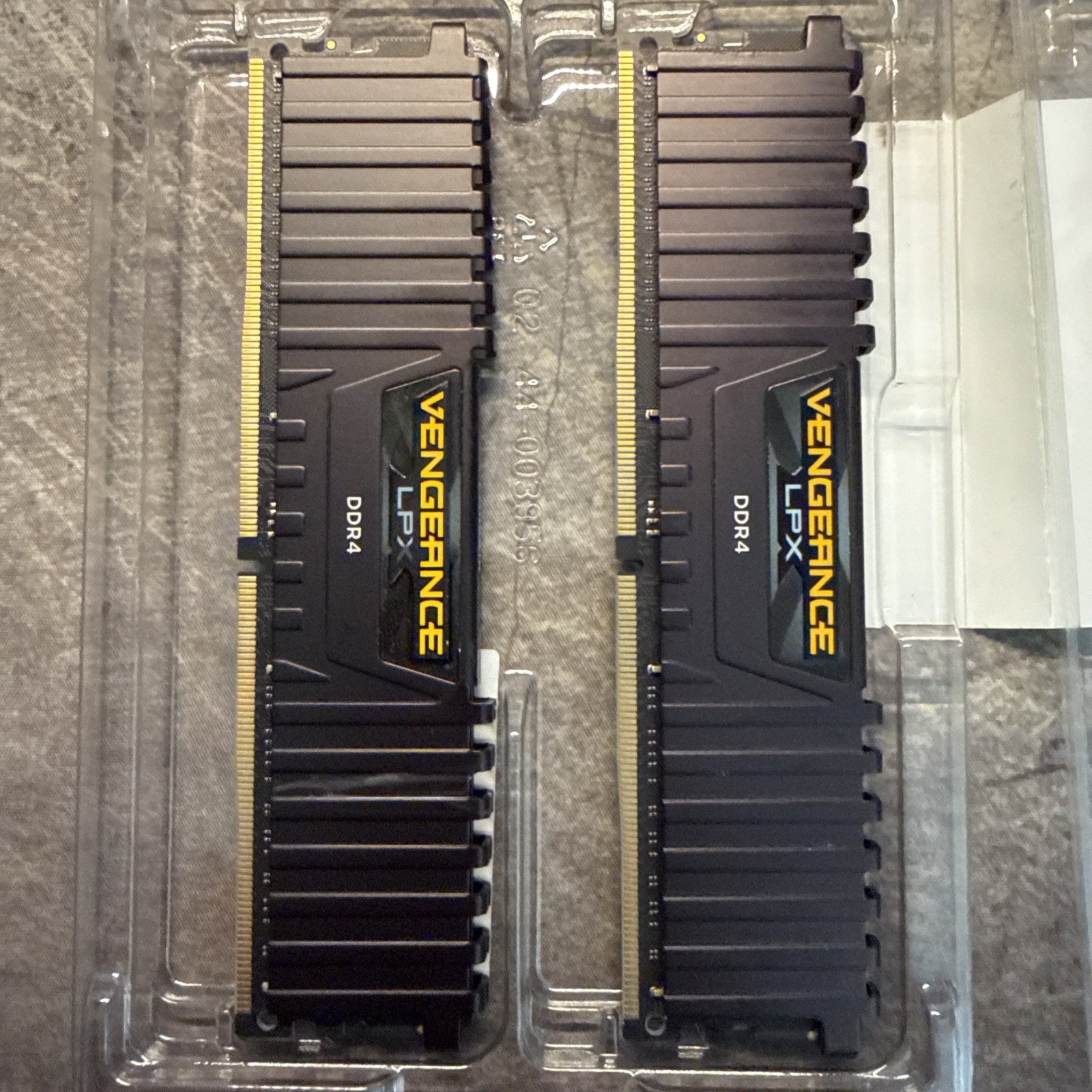 Corsair Vengeance LPX 32GB 2x16GB DDR4 3200MHz CL16 Desktop RAM Memory Kit