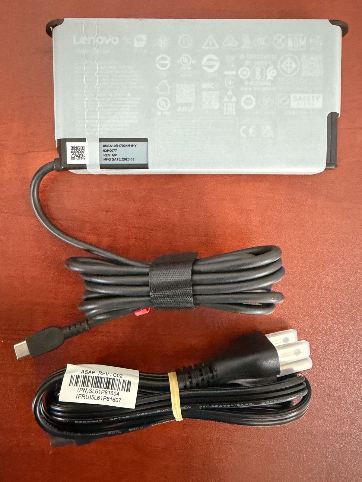 Lenovo ThinkPad T16g Gen 3 180W USB-C GaN Slim AC Adapter 5A11K67872 5A11K67873