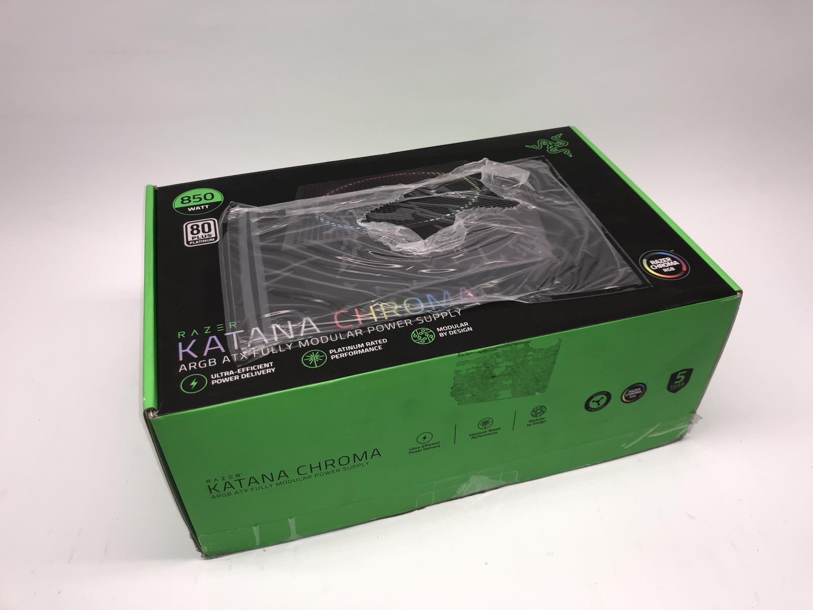 Razer Katana Chroma Platinum 850W Switching Power Supply / RC21-018402