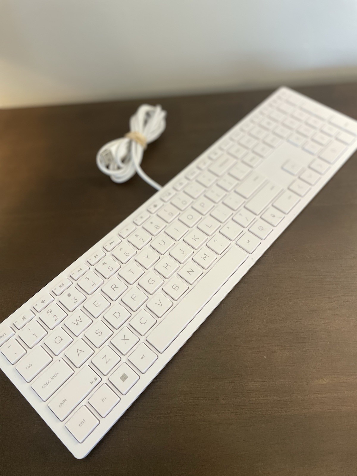 HP HEWLETT PACKARD SLIM WIRED USB KEYBOARD M54851-001 White