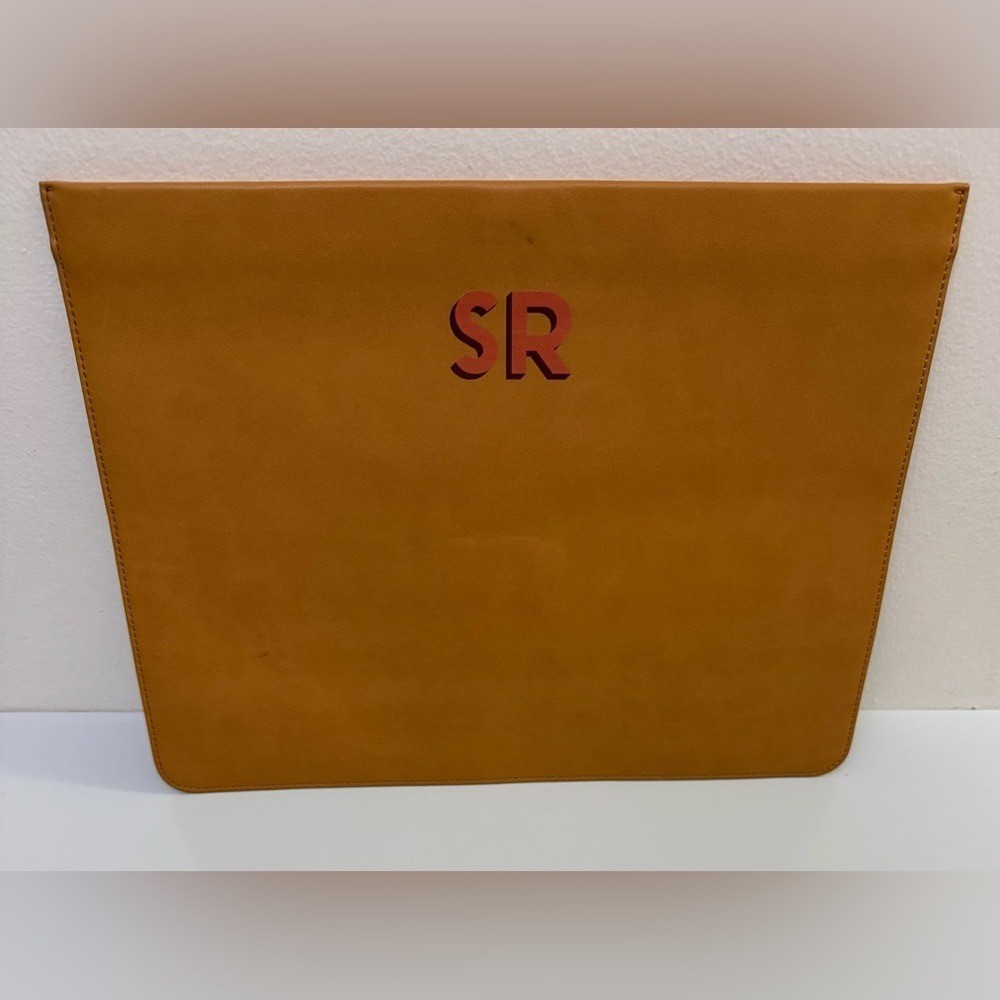 Mark and Graham FILLMORE VEGAN LEATHER LAPTOP Large SLEEVE
