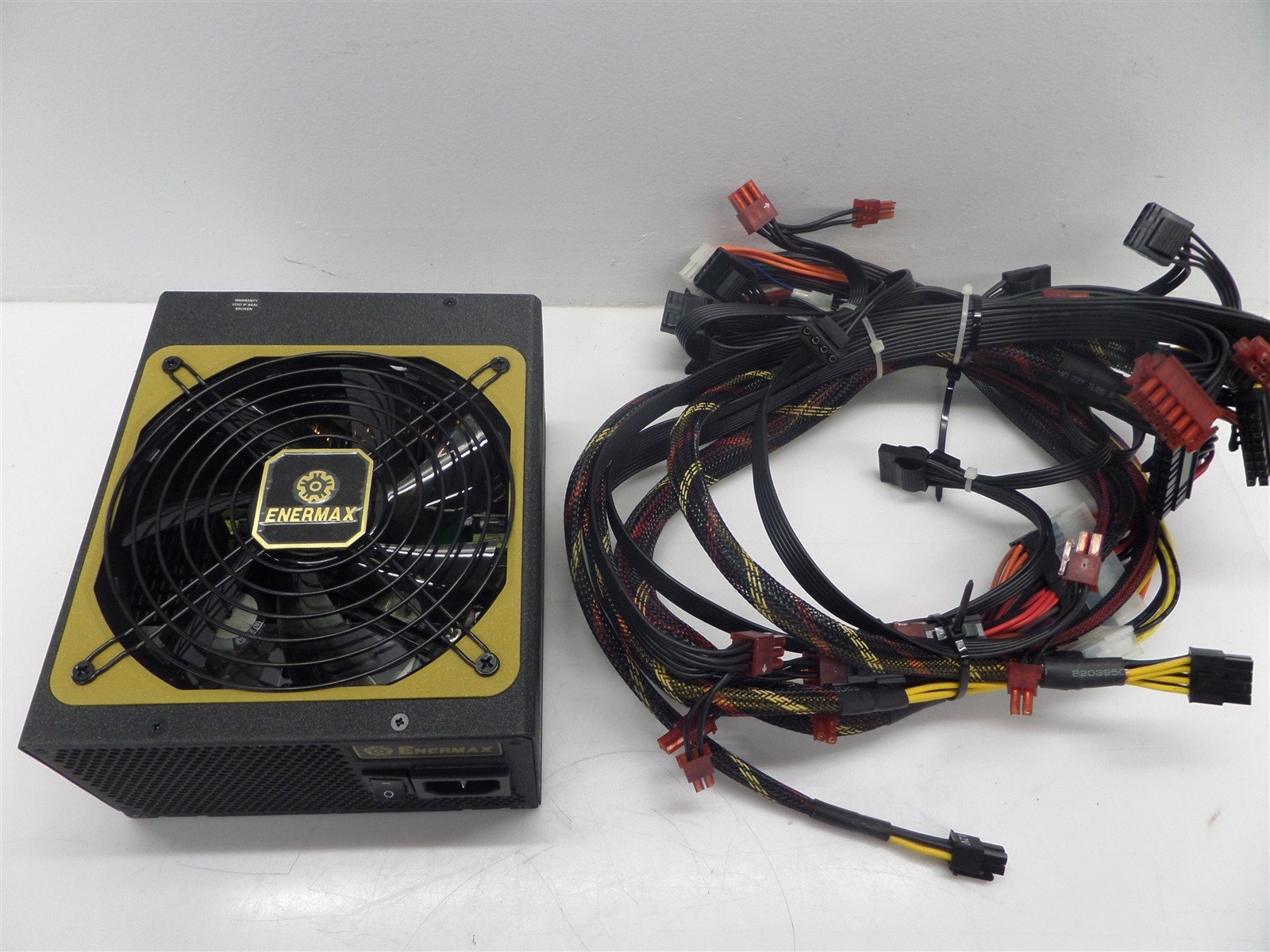 Enermax MaxRevo EMR1350EWT 1350W Power Supply w/ Cables Free delivery