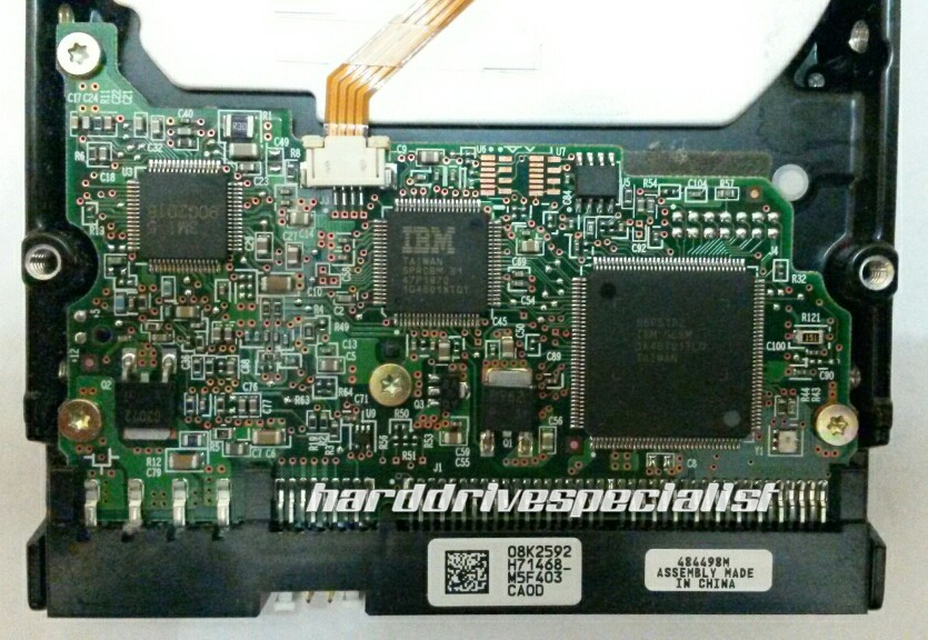 BOARD ONLY Hitachi IC35L090AVV207-0 IDE PCB:F 36H6529 01 P/N:13G0223 MLC:H69404