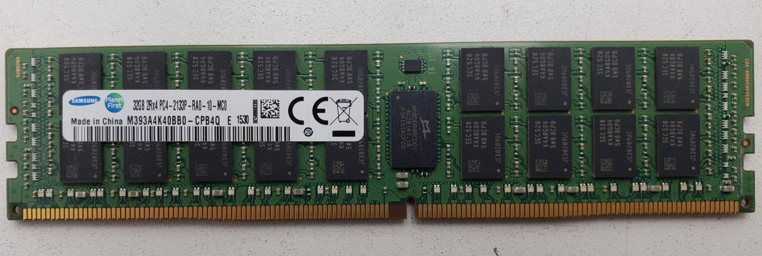 Samsung 32GB PC4-2133P 2Rx4 DDR4-2133 ECC RDIMM Server RAM M393A4K40BB0-CPB4Q.