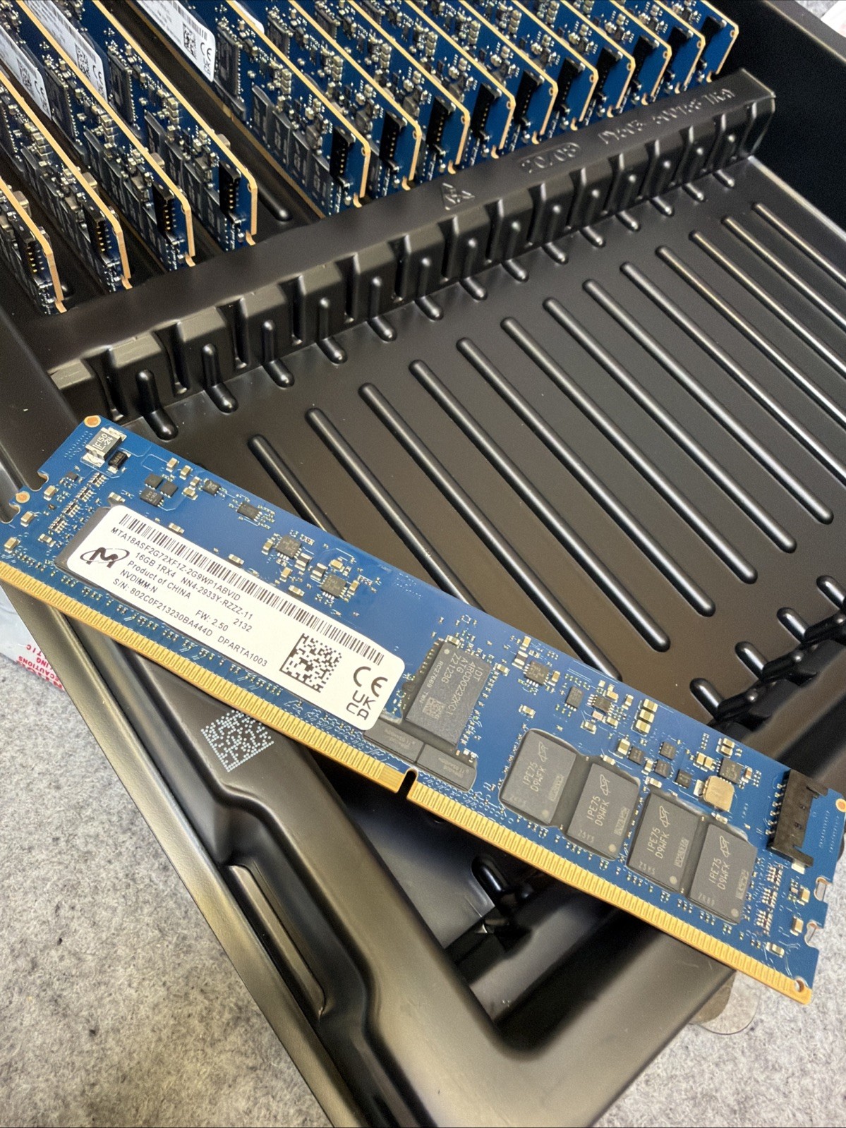 Micron MTA18ASF2G72XF1Z 16GB DDR4 2933Mhz NVDIMM 1Rx4 PC4-23466 Memory