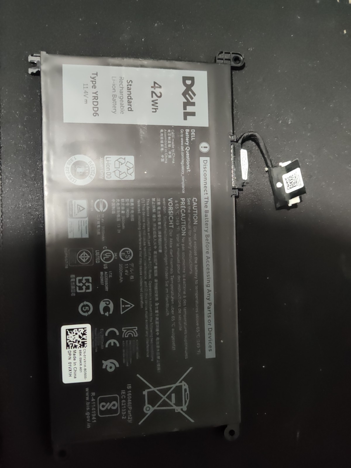 Original Dell inspiron 3583 Battery CN-0VM732 42WH