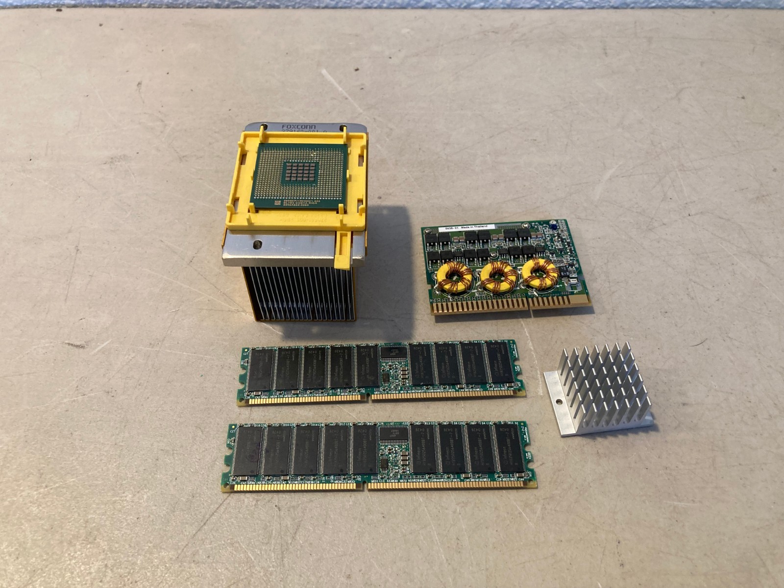 Foxconn HP 279160-001 Compaq Proliant Server & VRM Module Kits