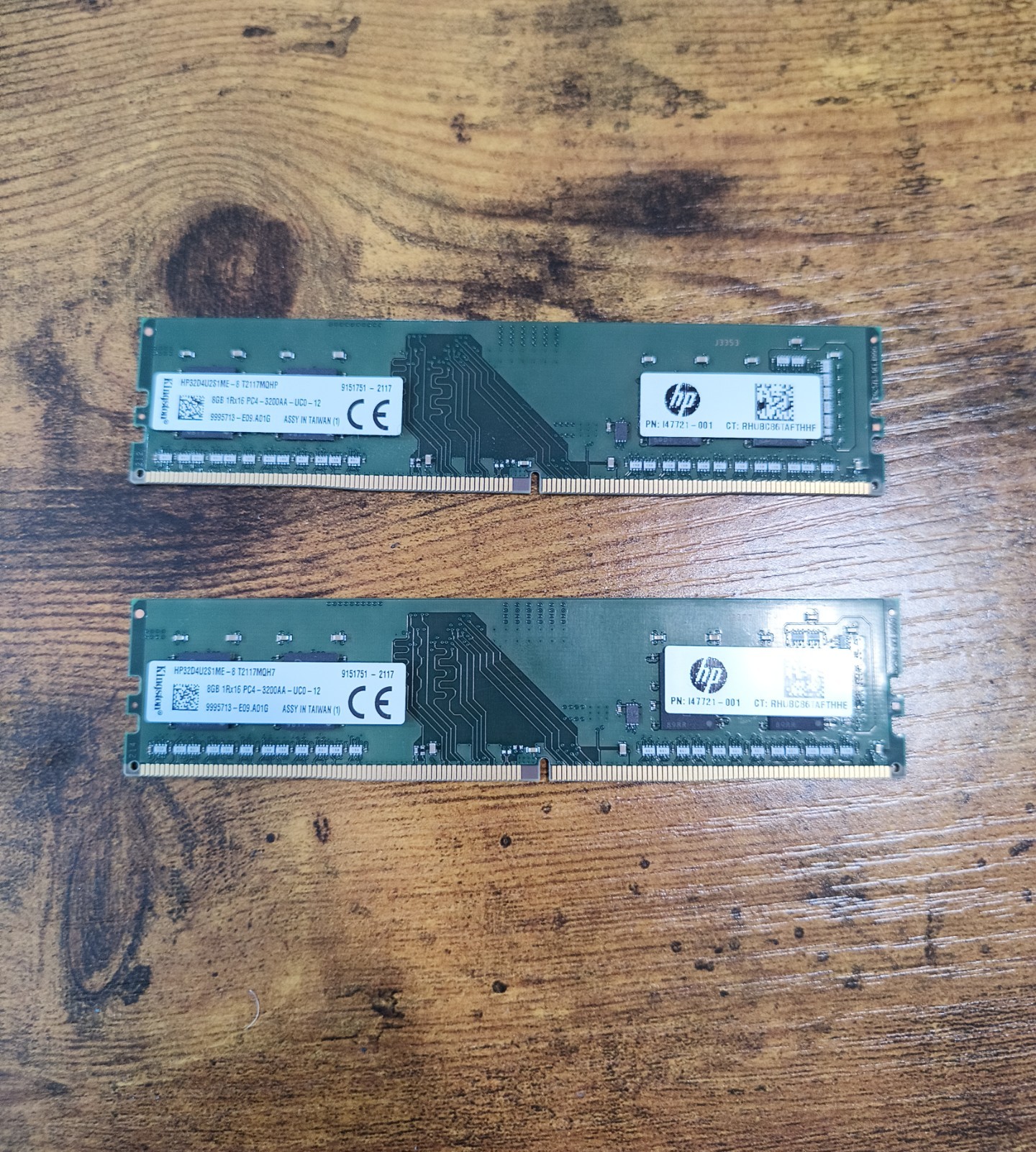 2x KINGSTON HP32D4U2S1ME-8 KINGSTON 8GB PC4-25600 (DDR4-3200) MEMORY - 16Gb KIT
