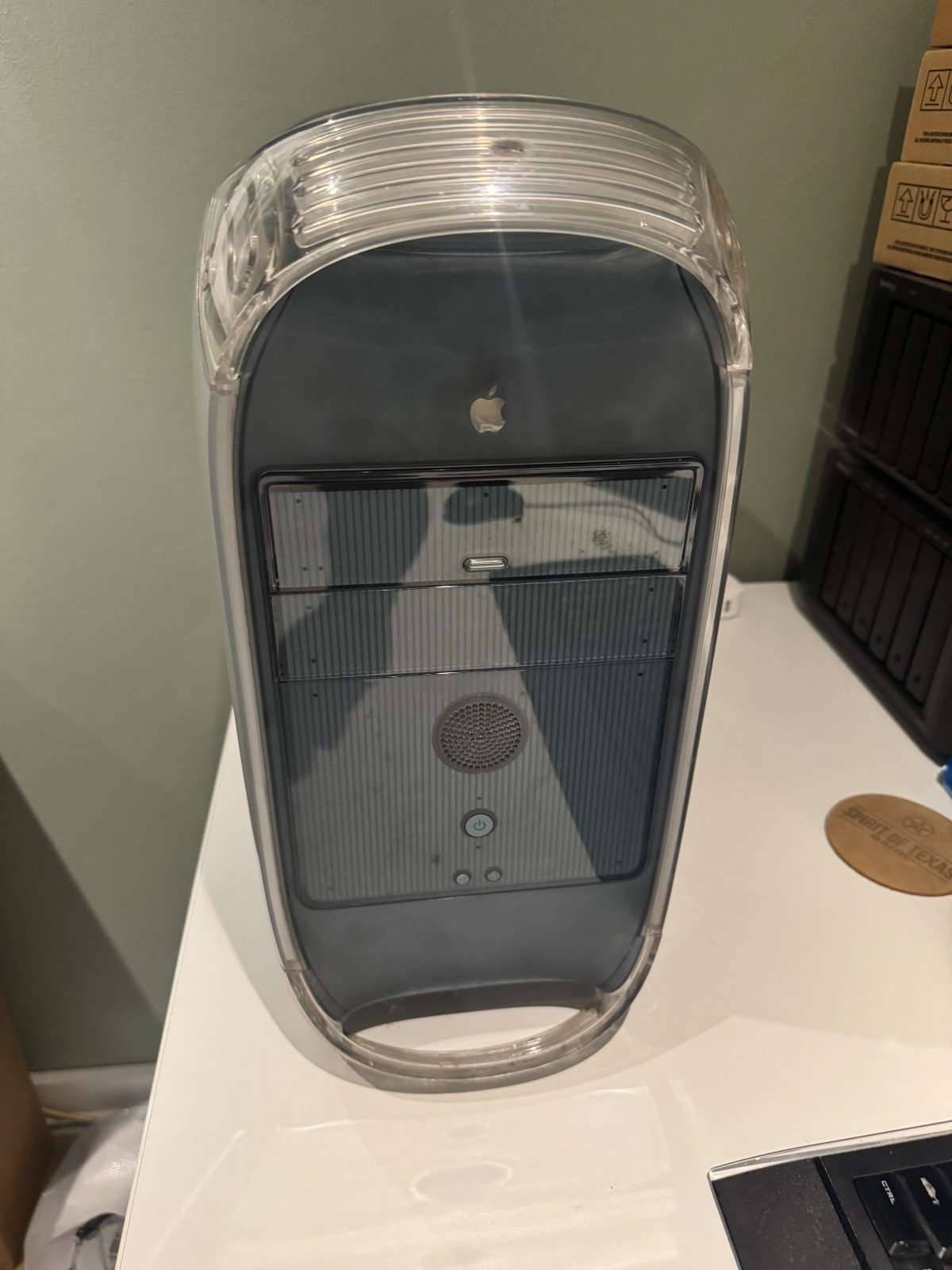 Apple PowerMac Desktop - M8666LL/A (January, 2002) Tested and working unit. 
