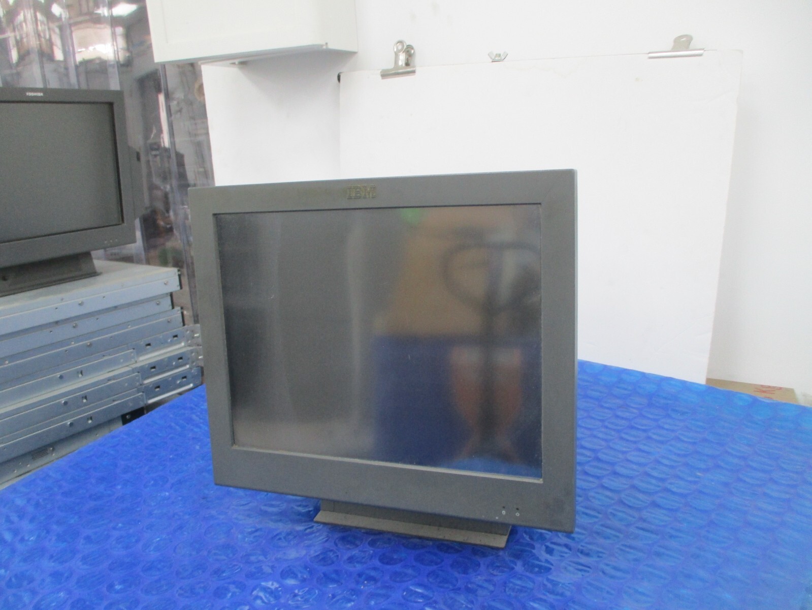 IBM 4852-E26 SurePOS 500 Touch Screen