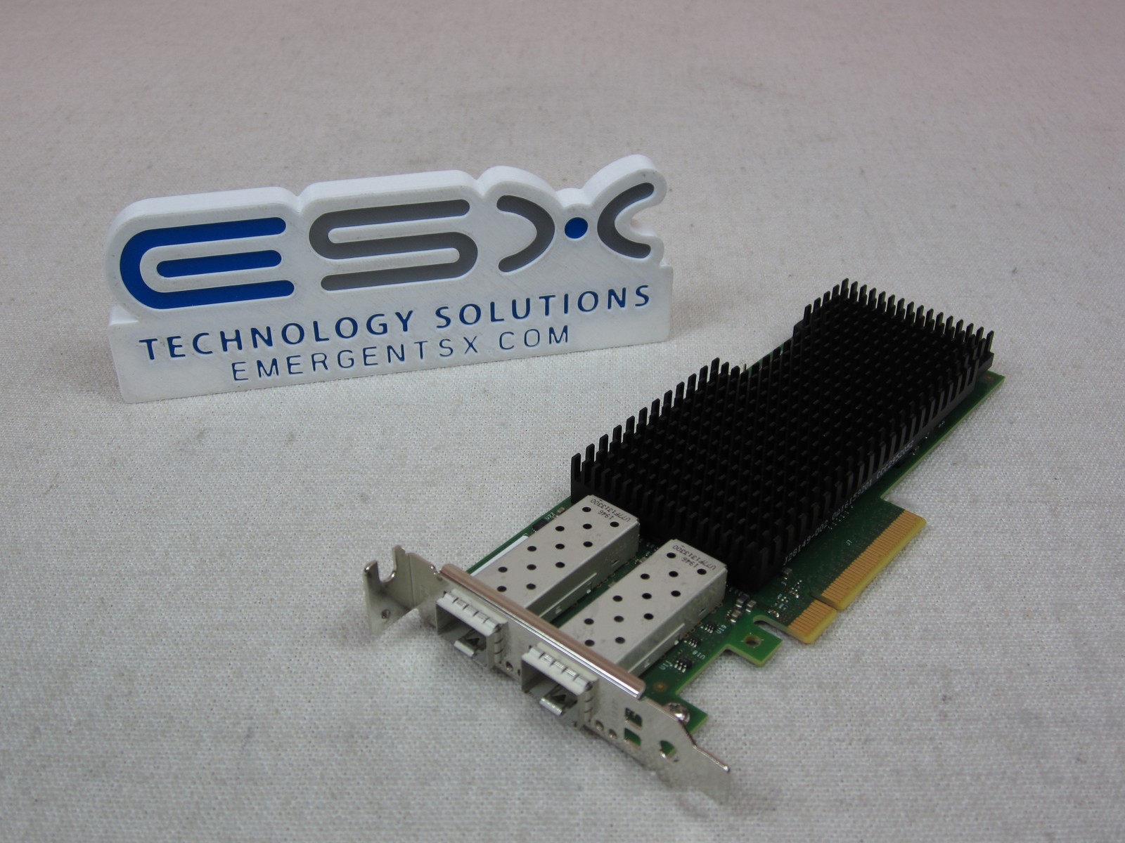 Dell 00M95 Intel XXV710-DA2 Dual Port 25Gb/s SFP28 Network Adapter Low Profile