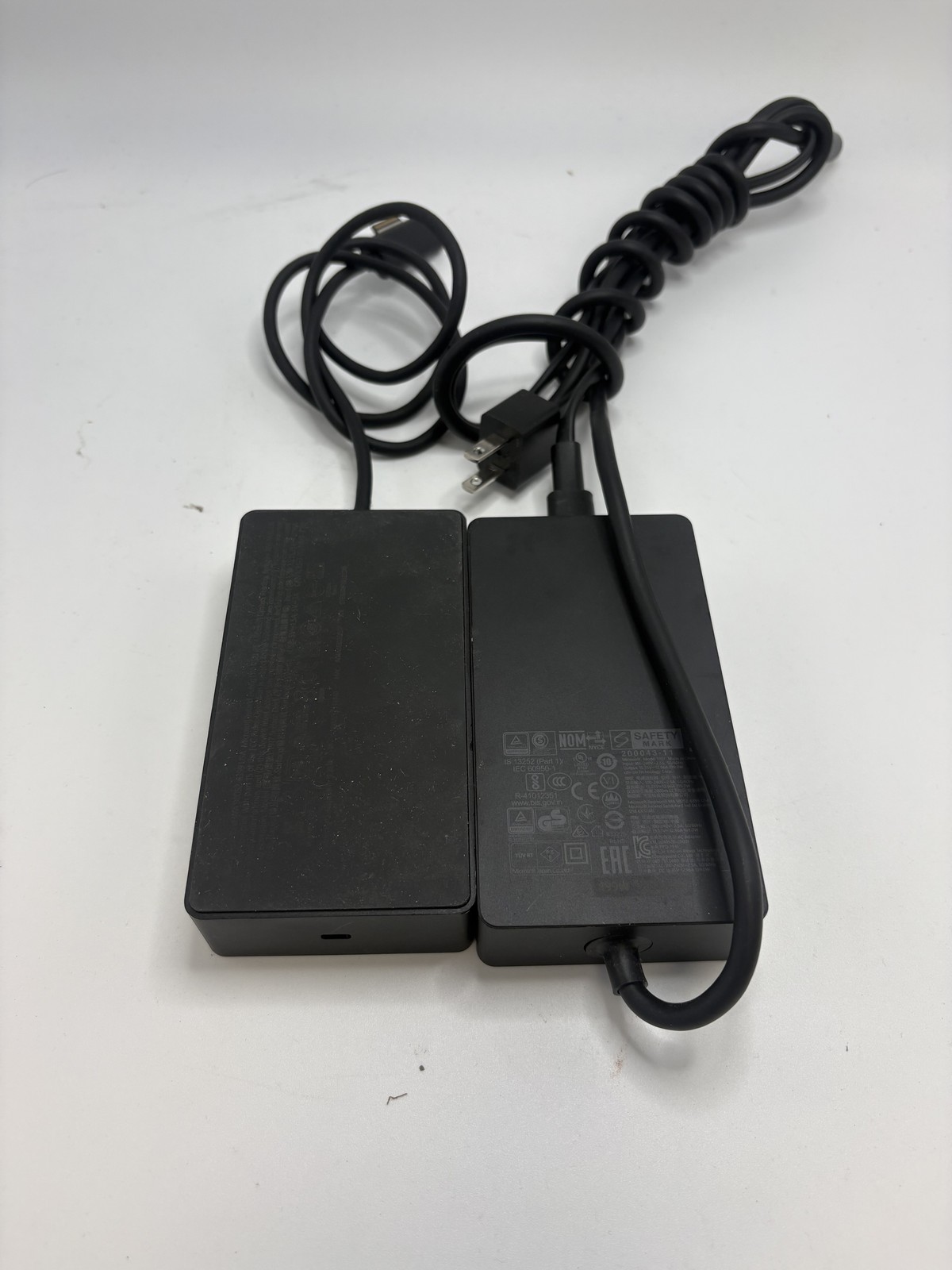 Genuine Microsoft Surface Dock 2 1917 w/ 1931 199w Power Adapter 