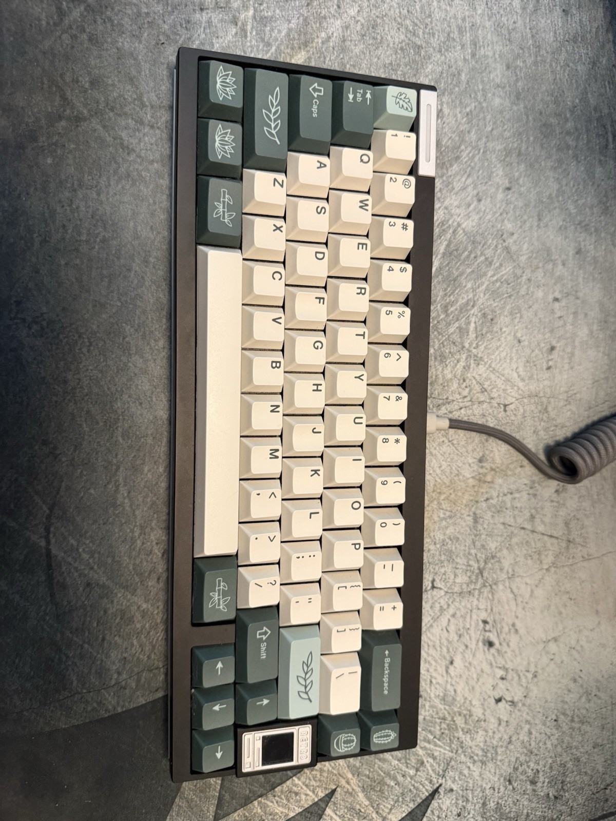Qwertykeys QK65 Mechanical Keyboard with GMK Botanical Keycaps *SEE DESCRIPTION*