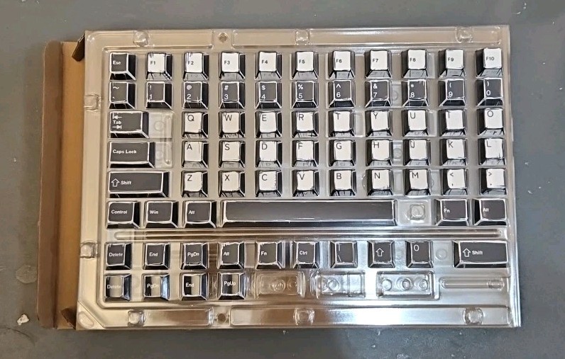 137 Versatile PBT Keycaps, No Tearing, Never Fade & Non-Slip, Black & White RGB