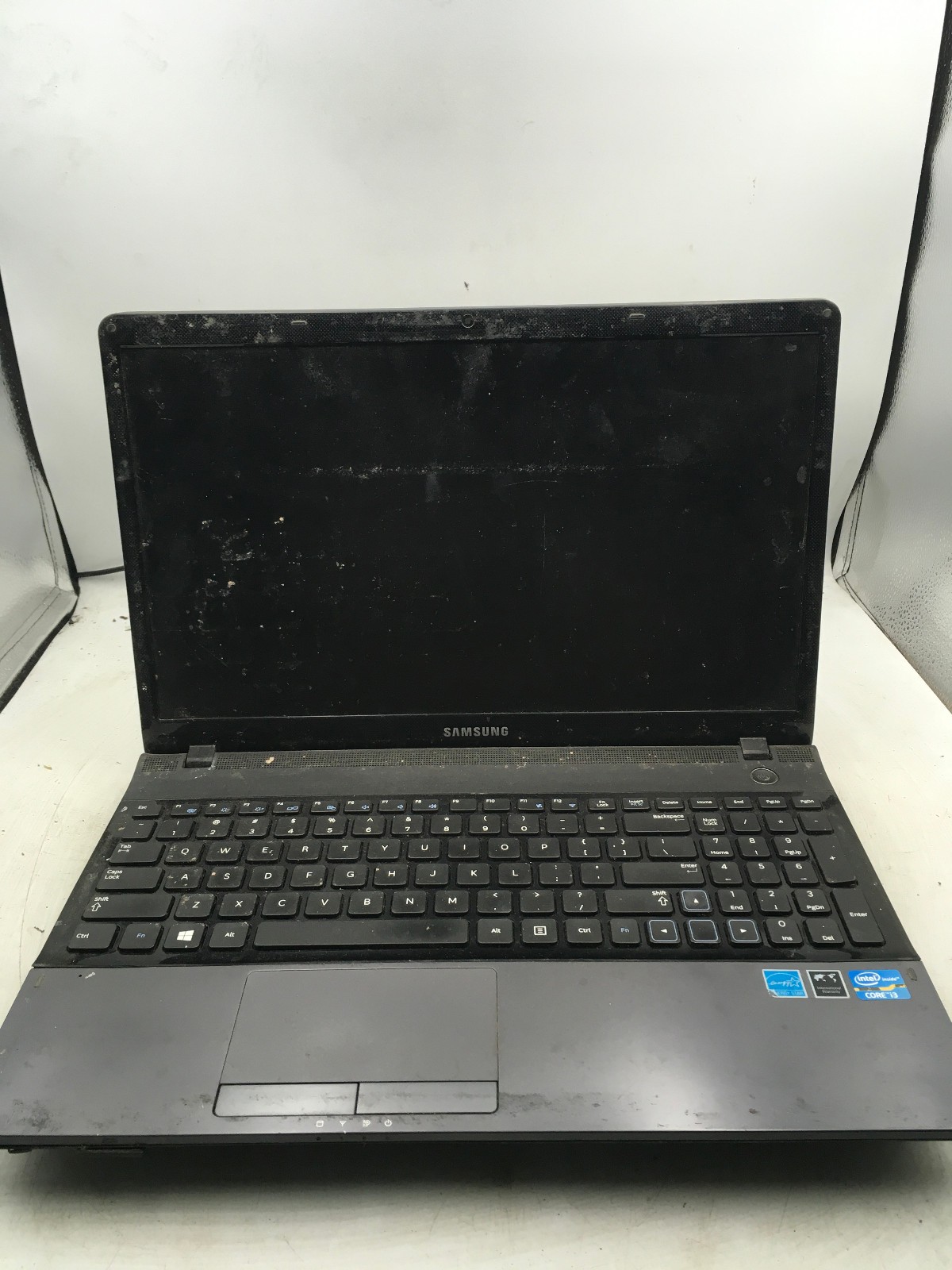 SAMSUNG NP300E5C A07US - FOR PARTS - INTEL i3-2370M - 4GB RAM - READ DESCRIP -BB