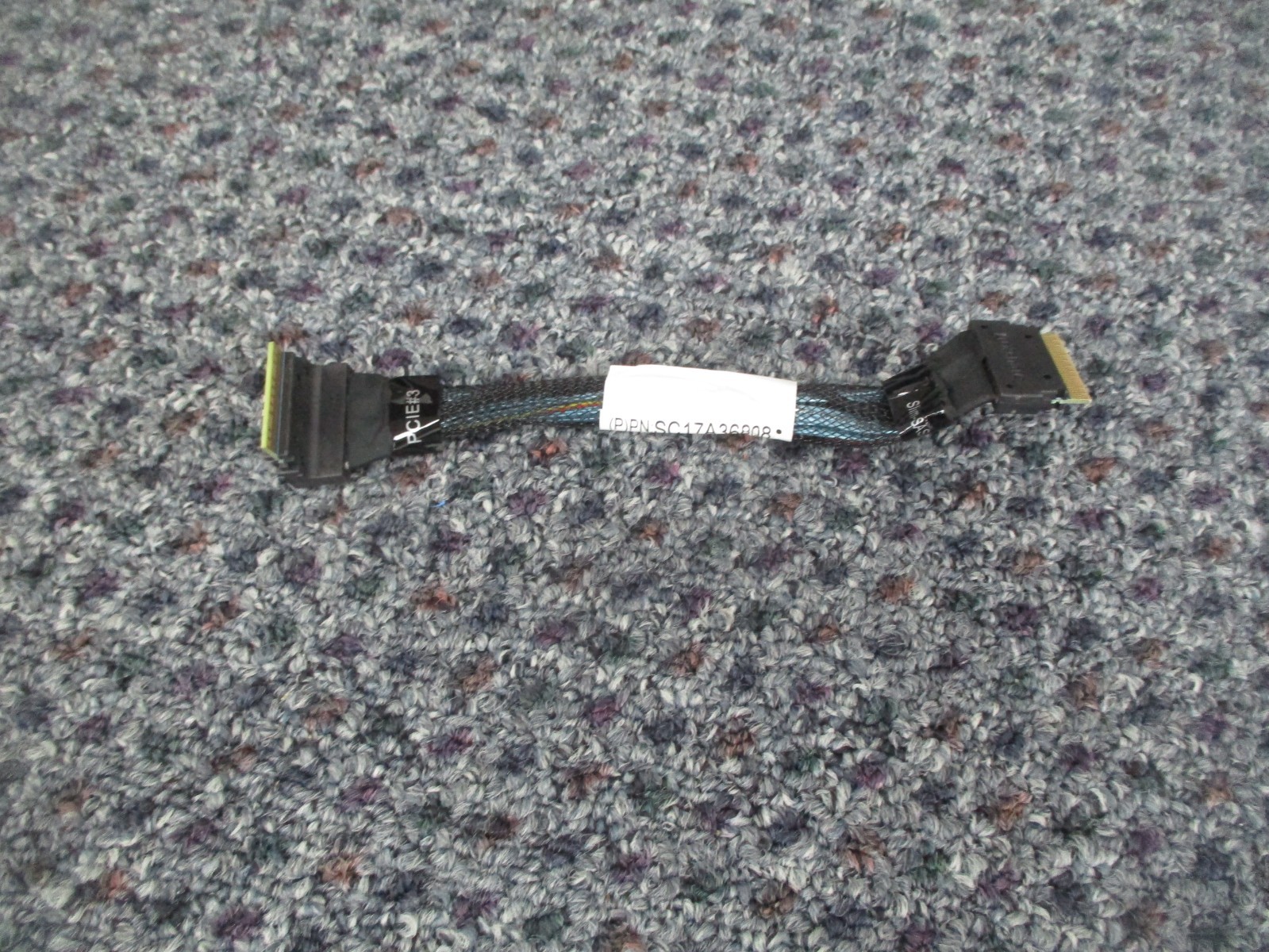 Lenovo 00FL600 SD530 NVME  Slimline SAS Cable 135mm 03HC000 SC17A36808