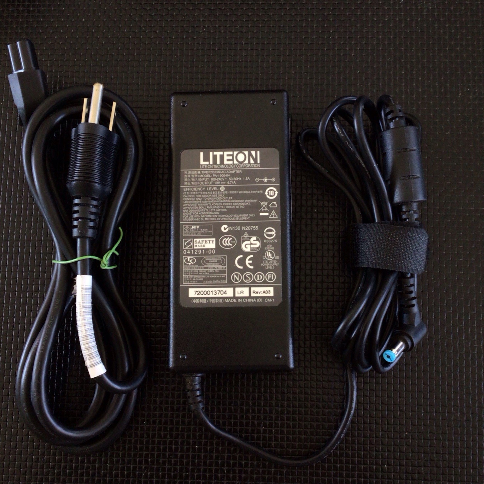 Genuine Liteon PA-1900-04 AC/DC Power Supply Adapter 19V 4.74A 90W OEM