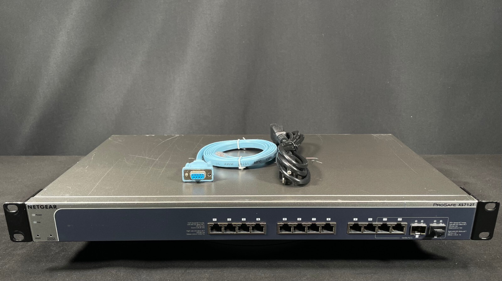 NetGear Prosafe XS712T-100NES 12-Port  10GbE Smart  Network Switch-Fast Shipping