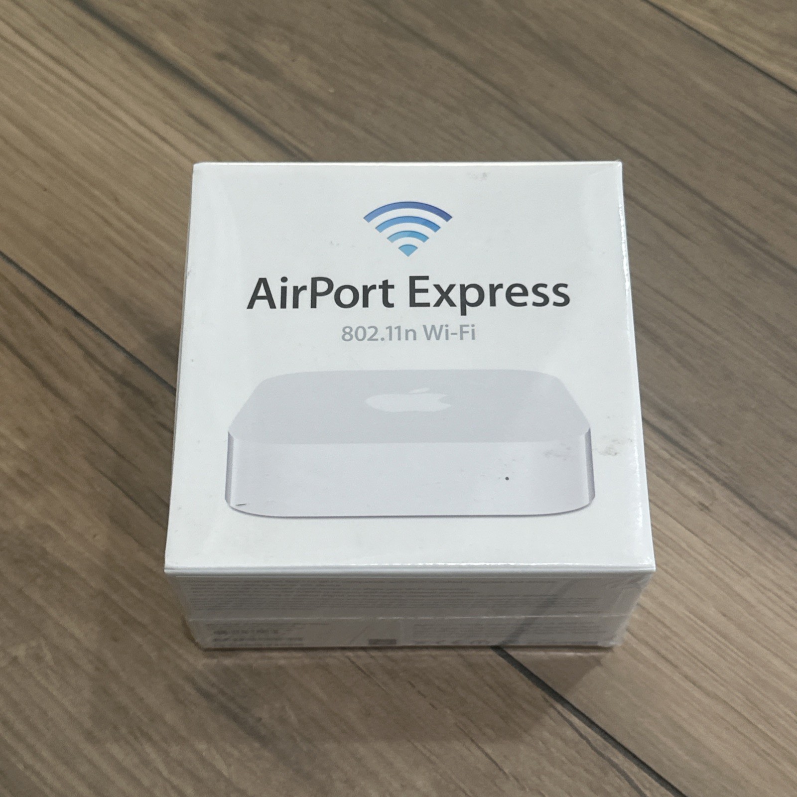 NEW SEALED Apple AirPort Express A1392 MC414LL/A AirPlay 2 WiFi Base Station