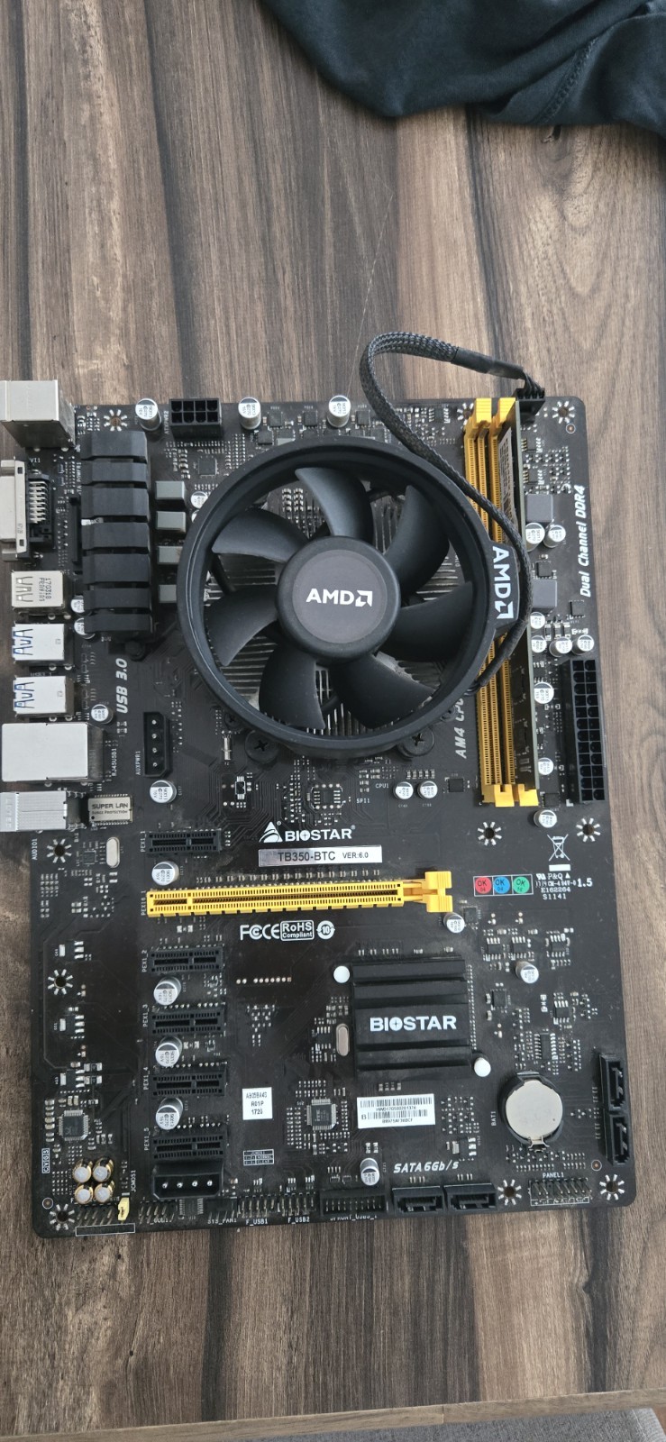 Motherboard / CPU/ RAM Combo Biostar TB350-BTC AMD Ryzen 4 1200 Patriot 4GB DDR4