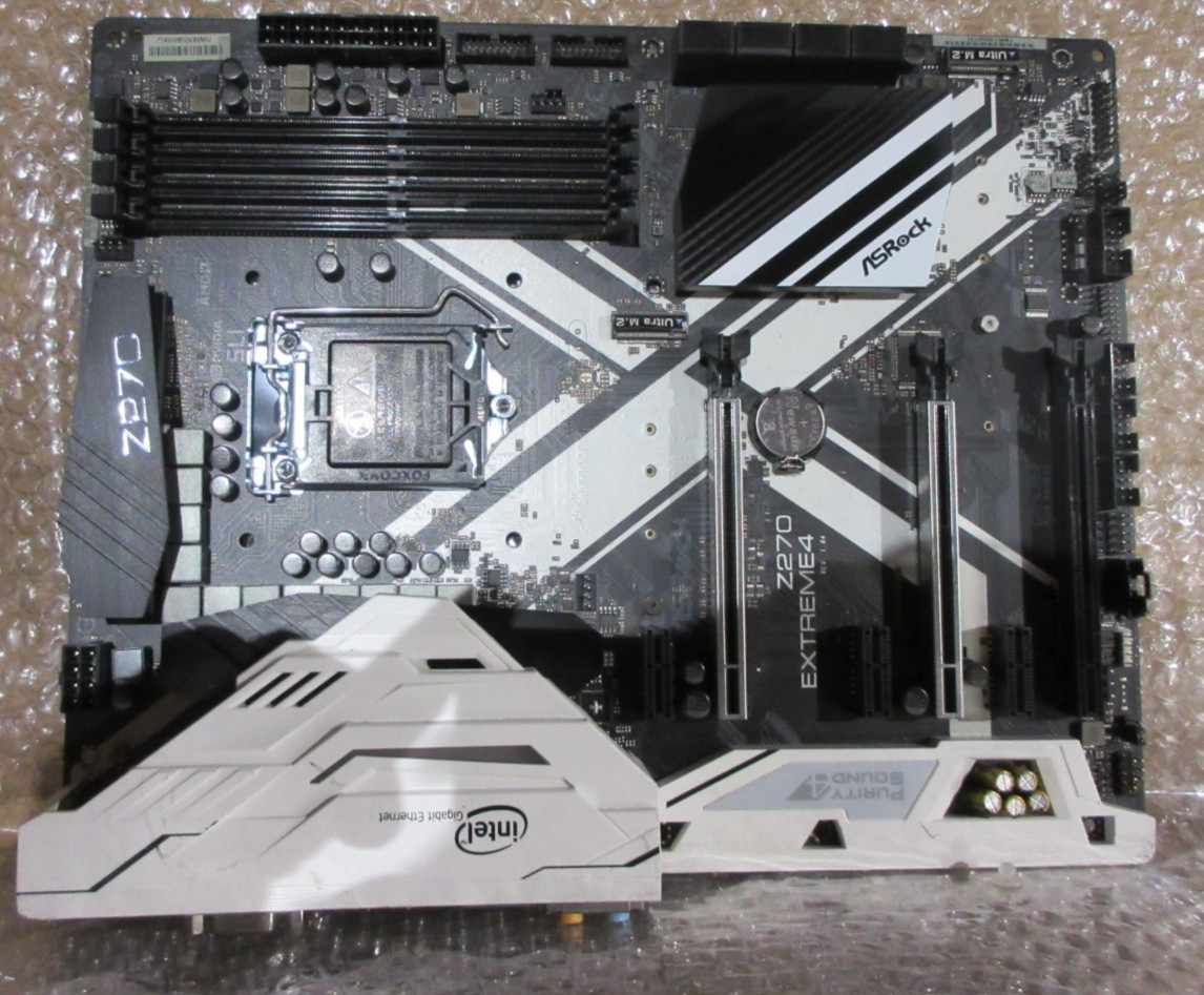 ASRock Z270 Extreme4 M.2 Socket 1151 DDR4 ATX Motherboard W/FAN- NO PROCESSOR