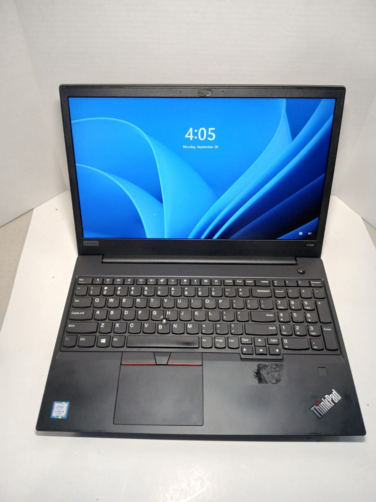 Lenovo ThinkPad E590 15.6" i5-8265U 8GB RAM 256GB SSD WIN11 #97