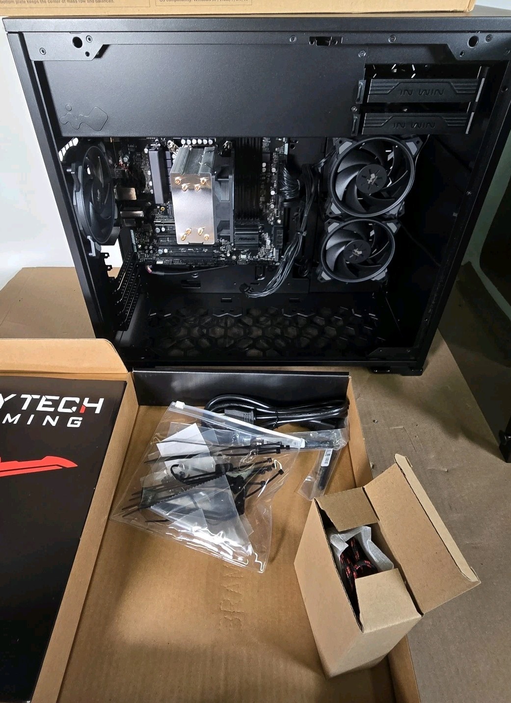 Skytech Gaming Azure Gaming PC Desktop; Intel Core i3 10105F 3.7 GHz, READ