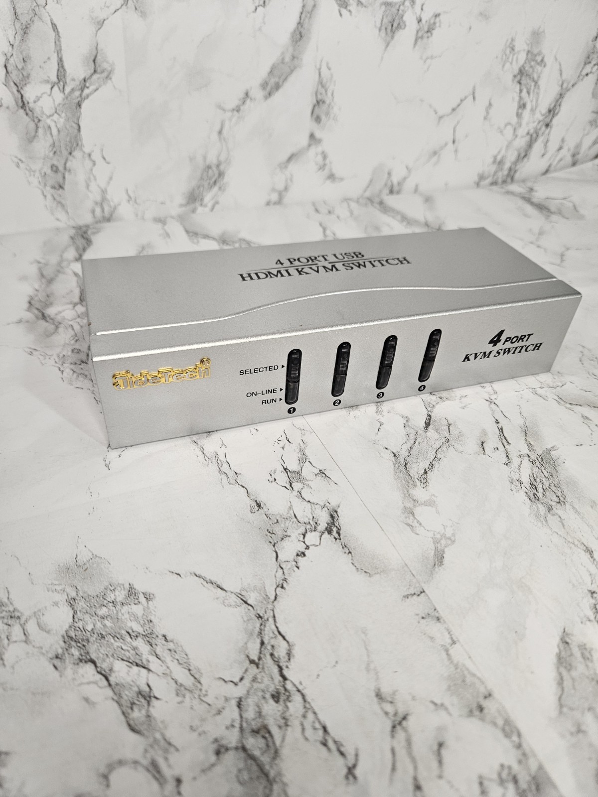 JideTech 4 Port HDMI KVM Switch.
