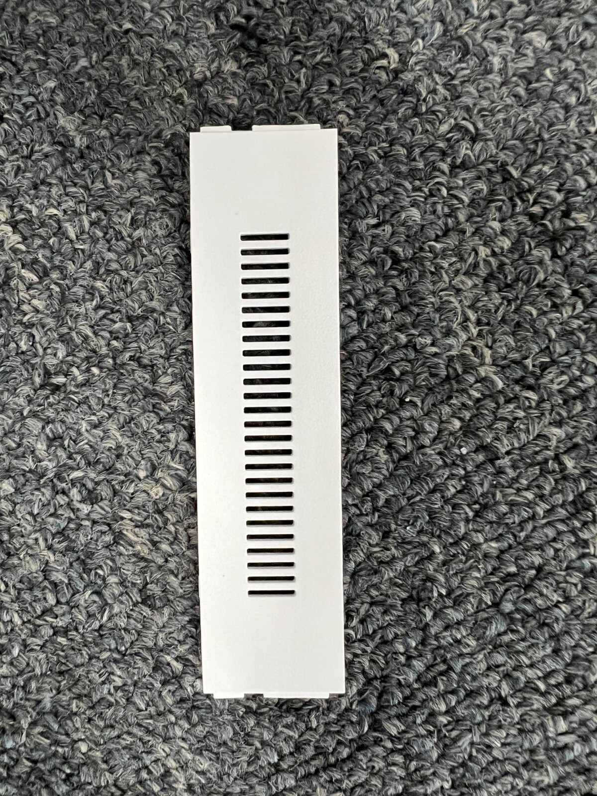 Genuine HP 24-F0066 24" All-in-one Desktop White Middle Hinge Cover panel