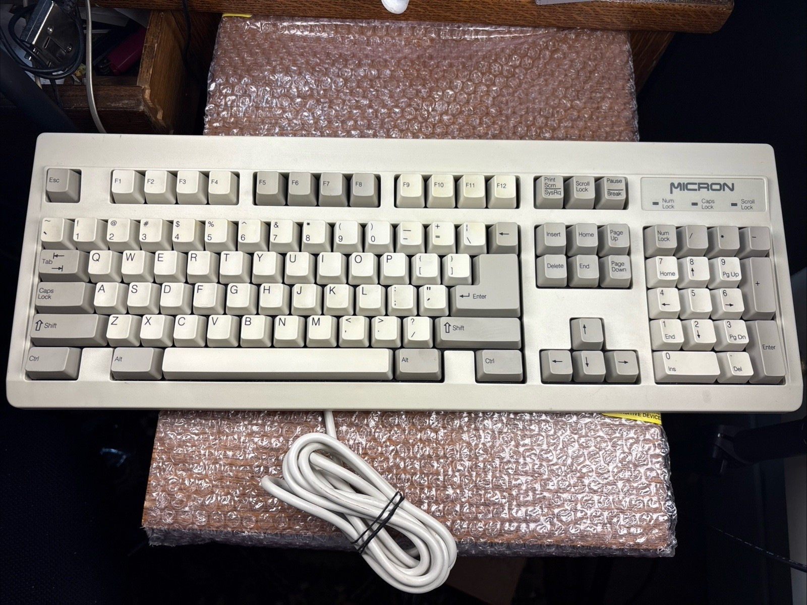 Retro Vintage Micron NMB RT2258TW Windows Wired PS2 Keyboard
