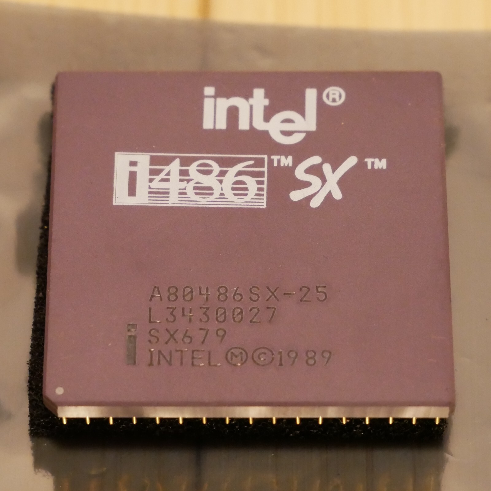 Vintage Intel 486 SX 25 MHz A80486SX-25 SX679 CPU Tested & Working