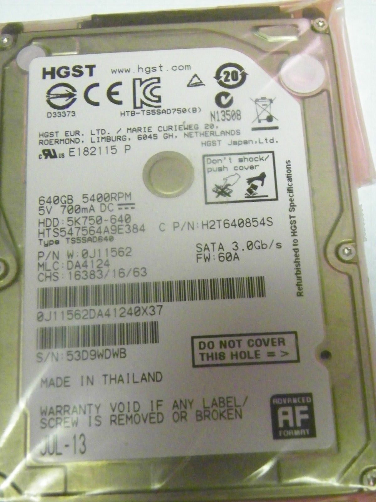Hitachi HTS547564A9E384 P/N:0J11562 MLC:DA4124 FW: 60A 640GB 2.5" SATA HDD