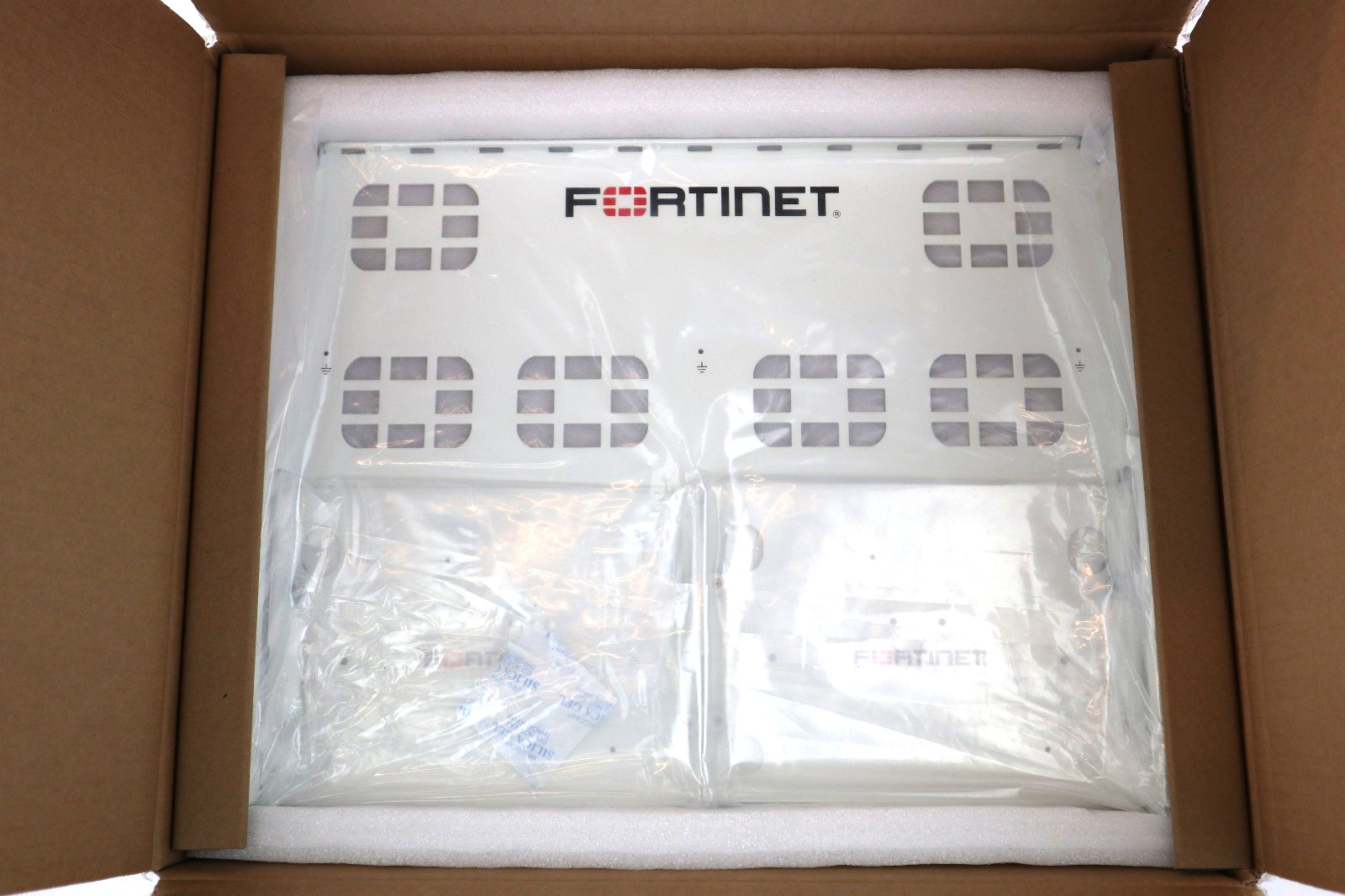 Fortinet SP-RACKTRAY-02 Rack Mounting Tray E-Series, F-Series New Original Packaging
