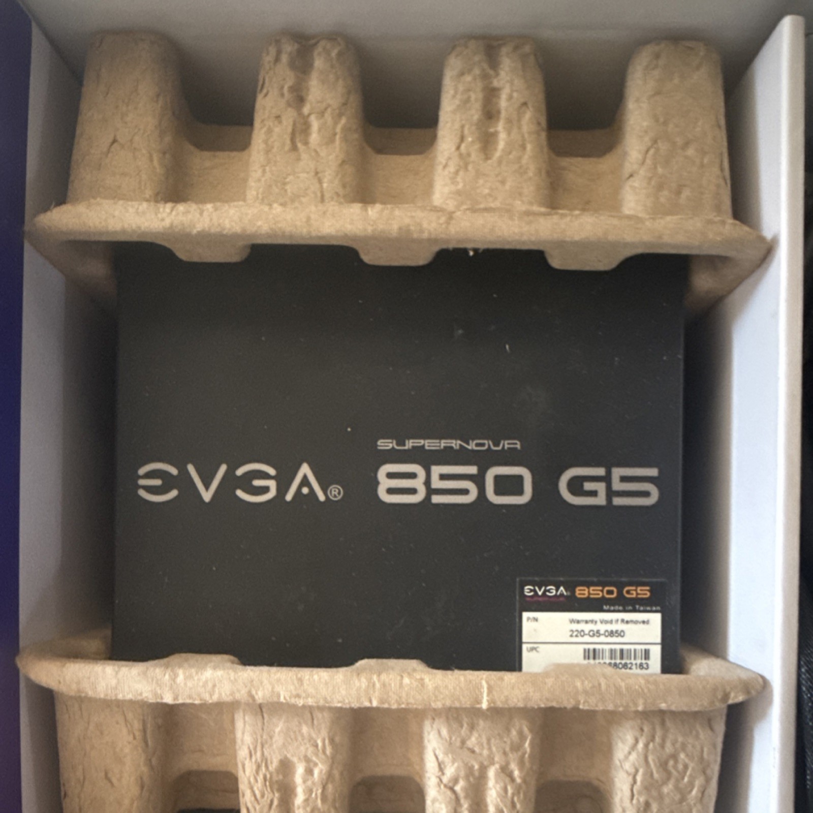 EVGA SuperNOVA 850 G5 850W ATX Modular Power Supply Black 220-G5-0850