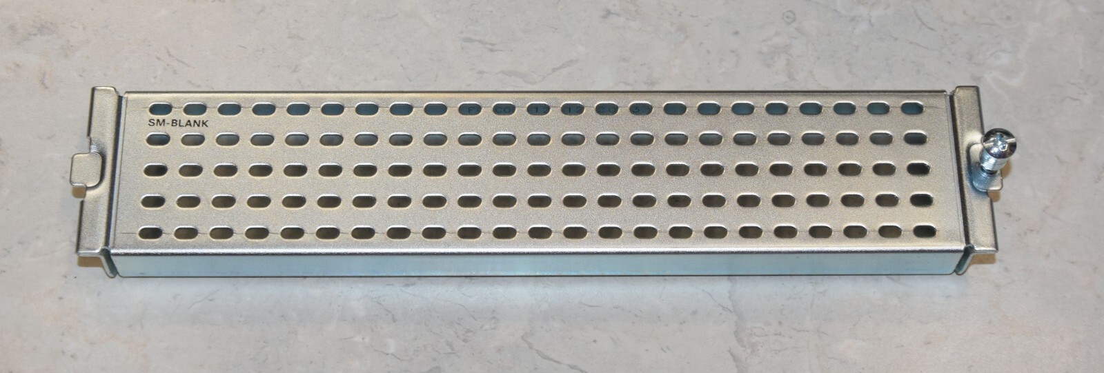 SM-Blank Slot Cover Plate (For Cisco 2921 2911 Router) 800-30368-03 700-26183-03