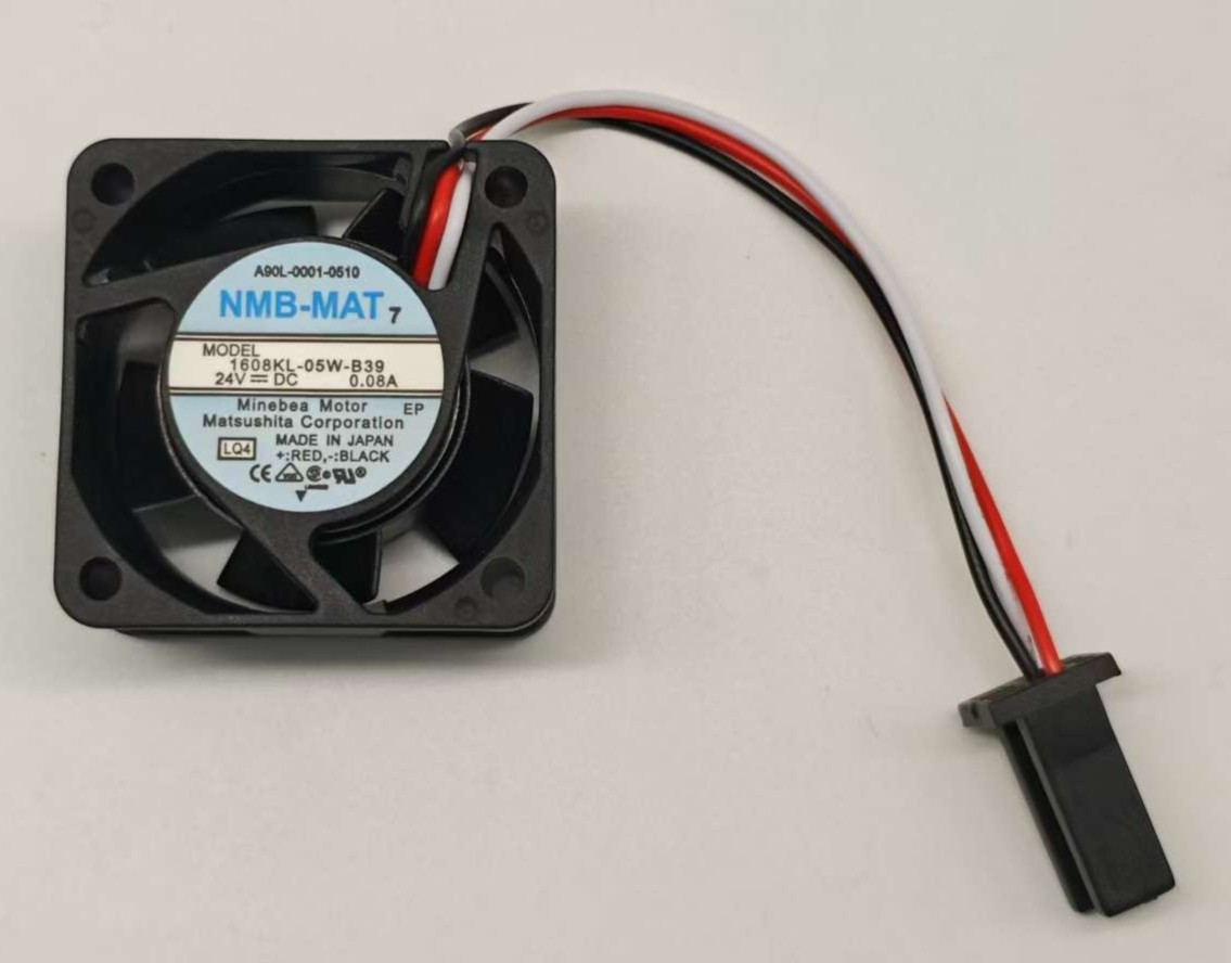 1pcs NEW NMB-MAT 1608KL-05W-B39 fan 24V DC 0.08A 3wire 40*40*20mm Cooling Fan