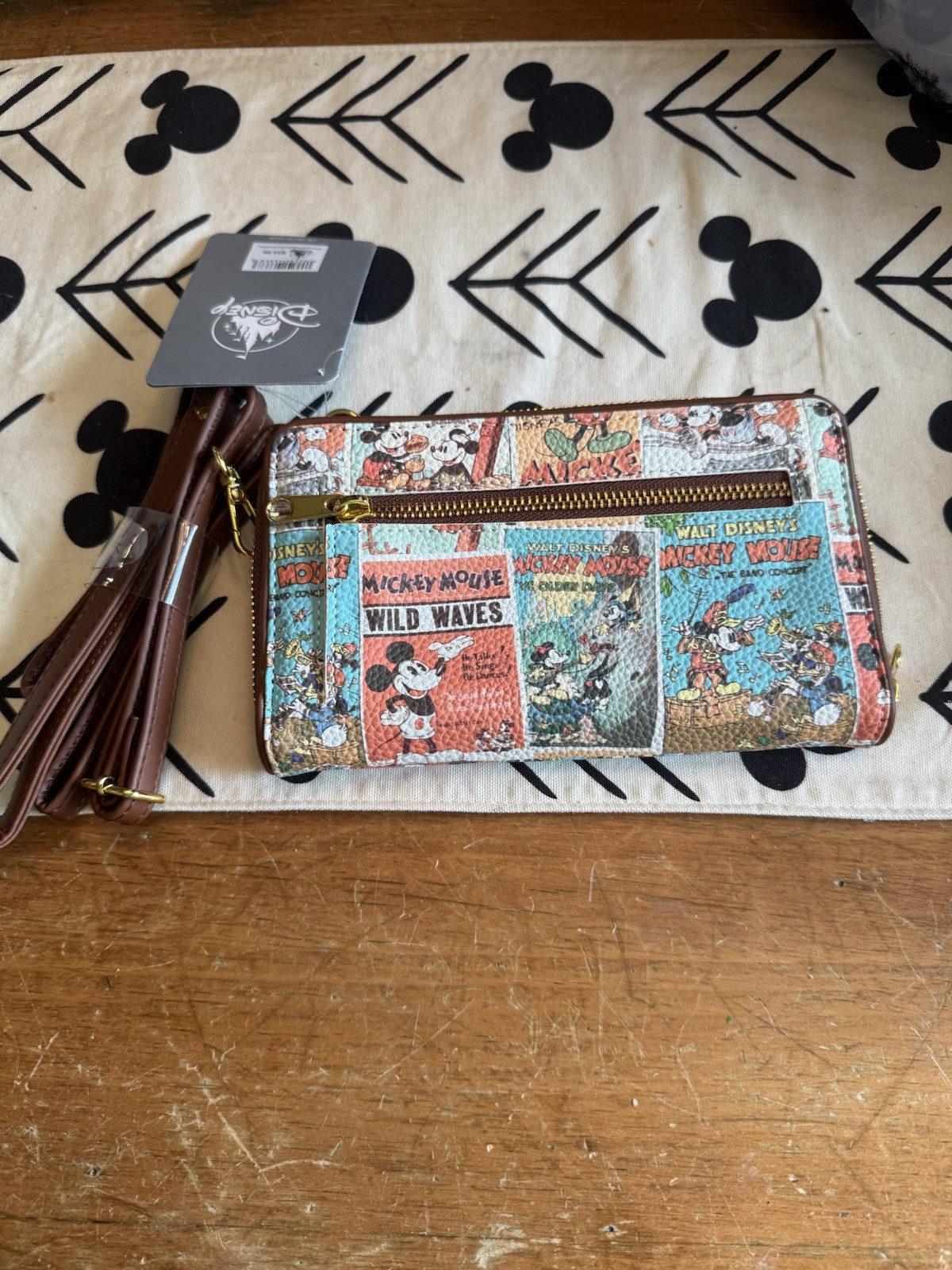 Walt Disney World Parks Mickey Zip Around Wrist Wallet & Shoulder Strap NWT