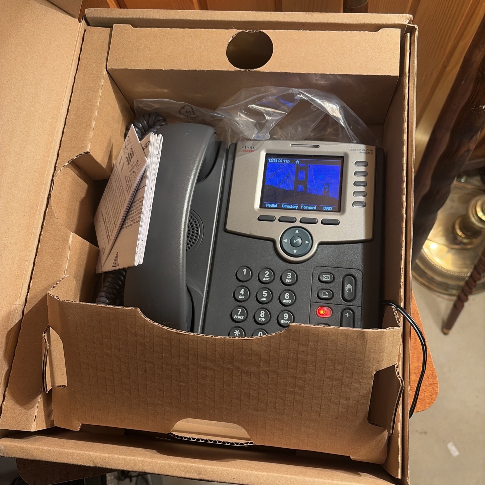Cisco SPA 504G VoIP  IP Phone 4-Line, 2-Port - Open Box - Works